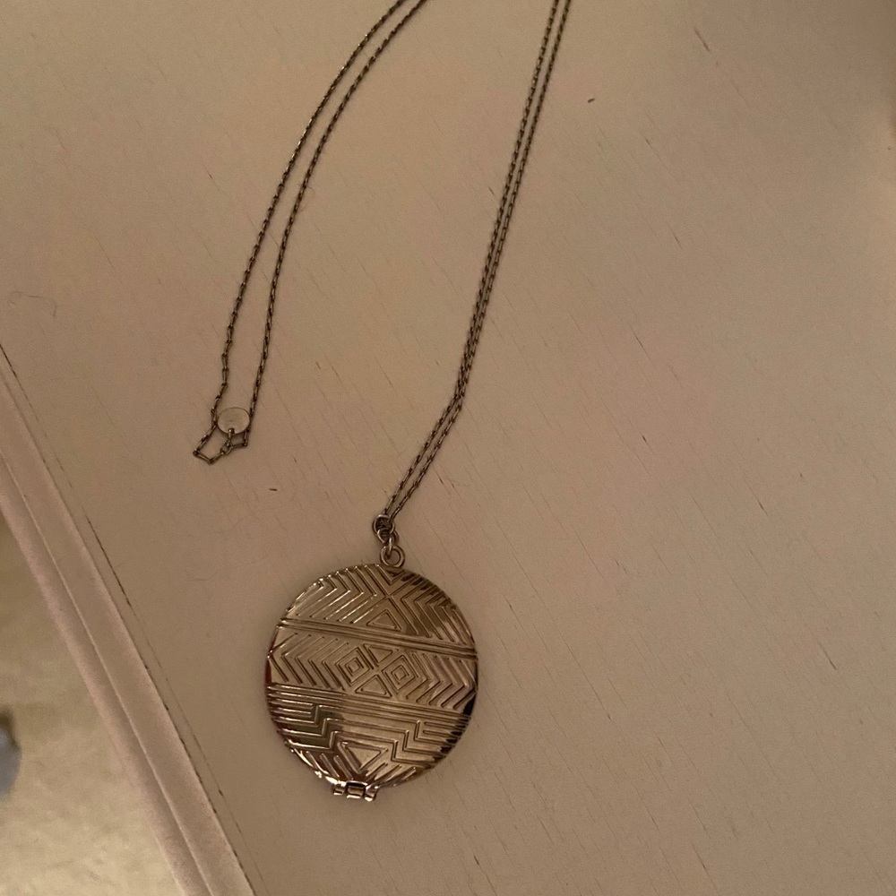 House of Harlow silver necklace